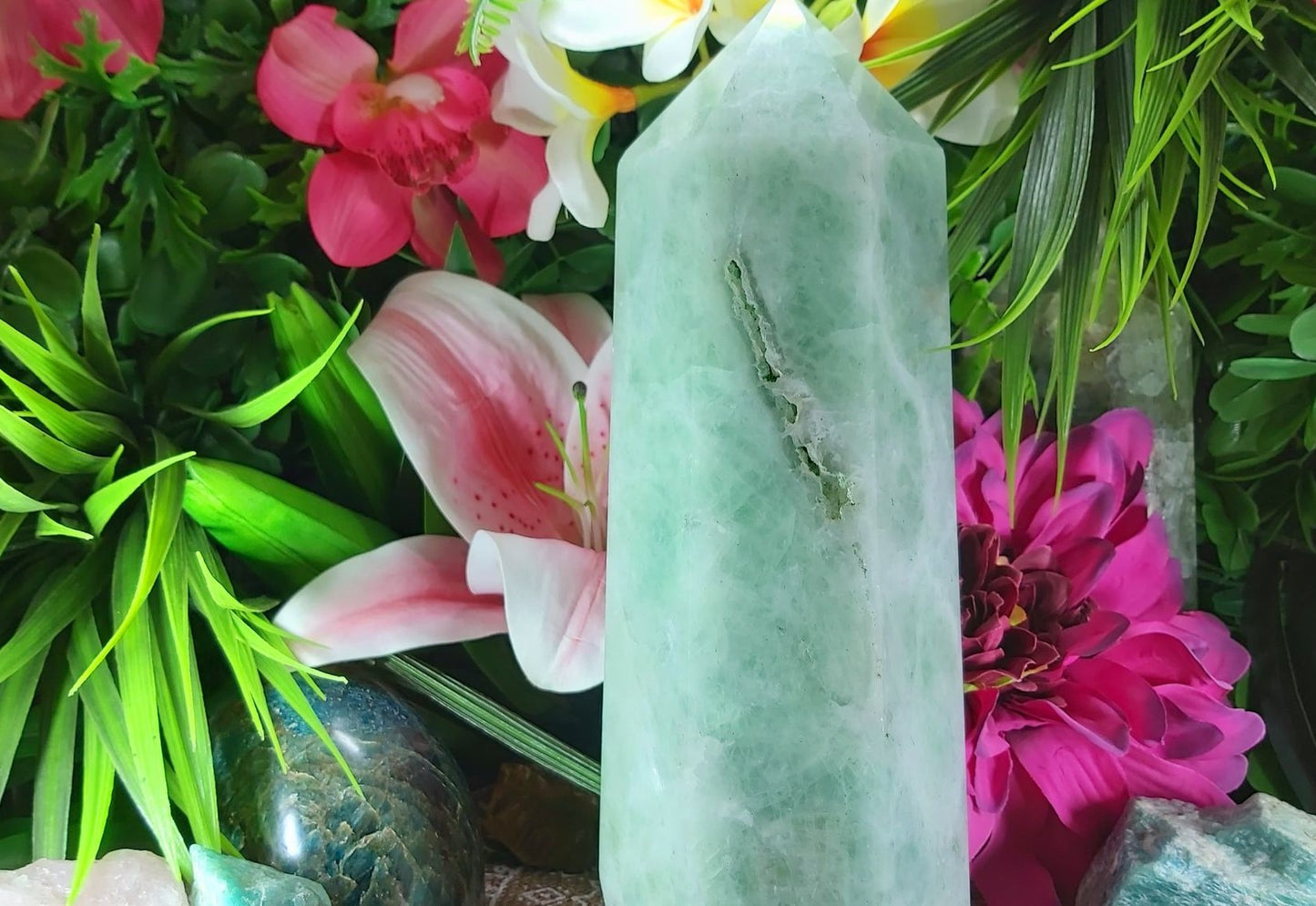 Fluorite Tower Crystal 2760 gms (GEM85)