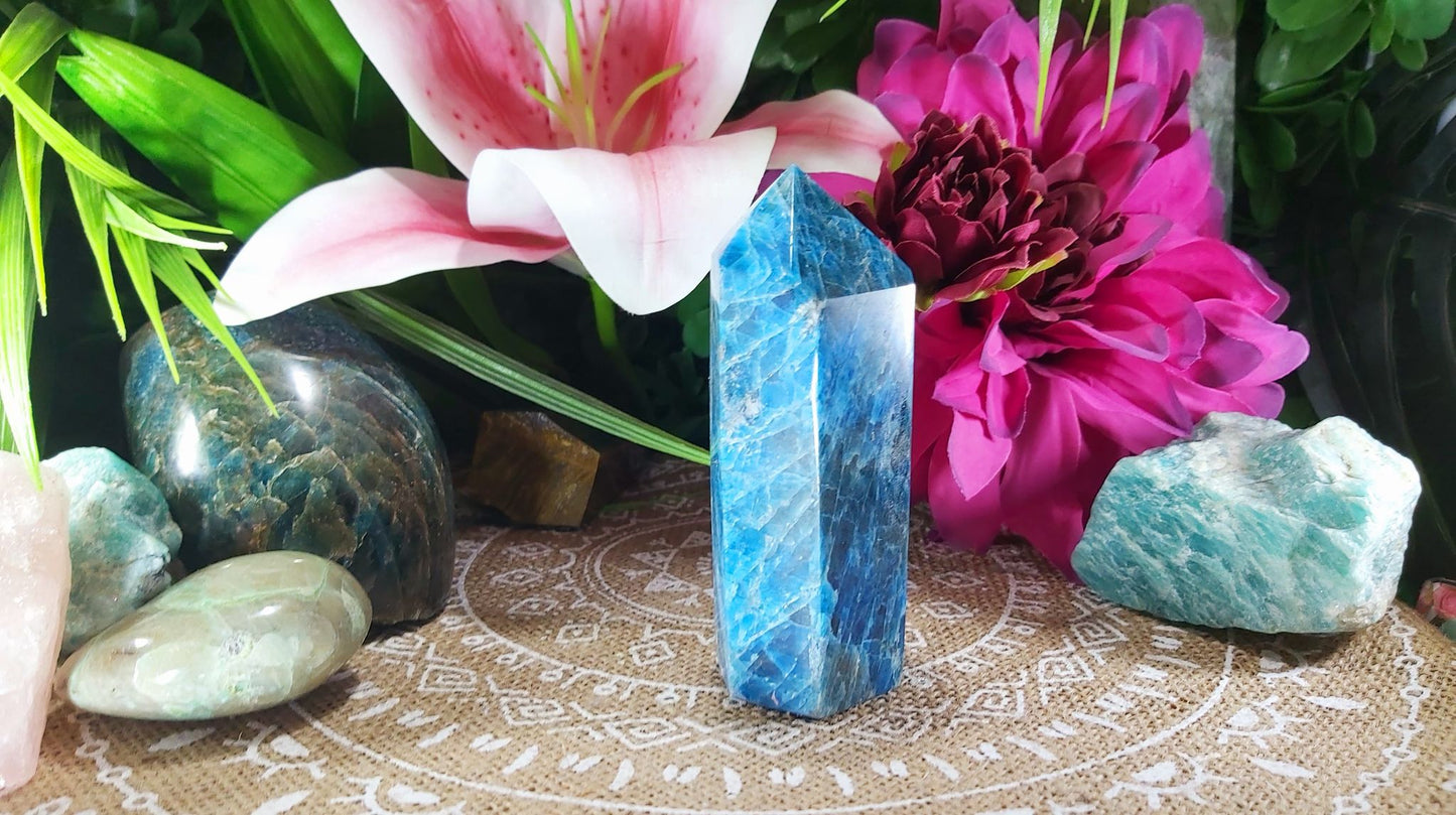 Apatite Third Eye Chakra Gemstone 344 gms (GEM86)