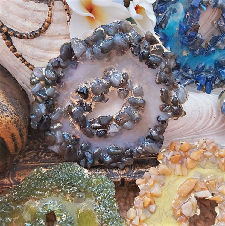 Handmade Chakra Crystal Resin Geode Set (7-Pack) (GEO13)