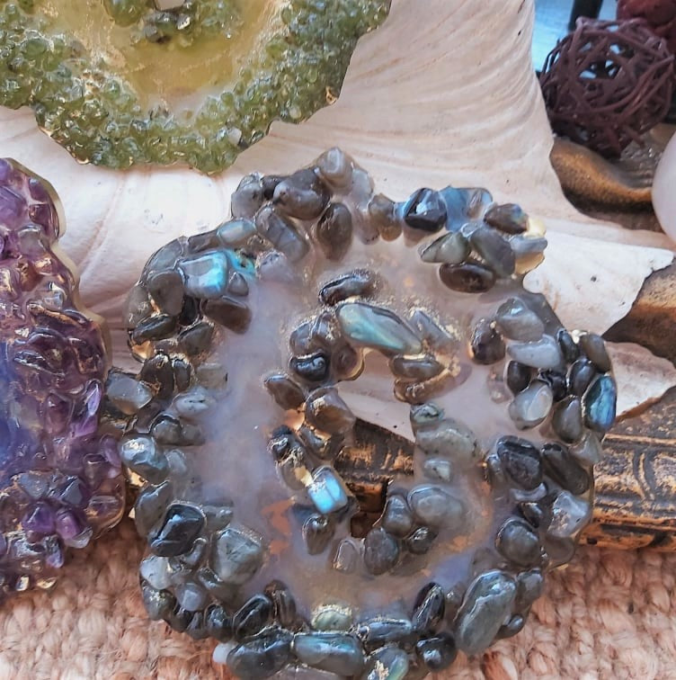 Amethyst, Labradorite & Peridot Crystal Resin Geode Set (3-Pack) (GEO17)