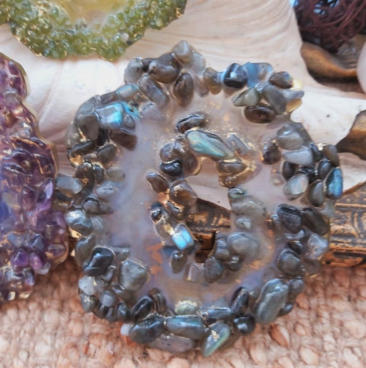 Amethyst, Labradorite & Peridot Crystal Resin Geode Set (3-Pack) (GEO17)