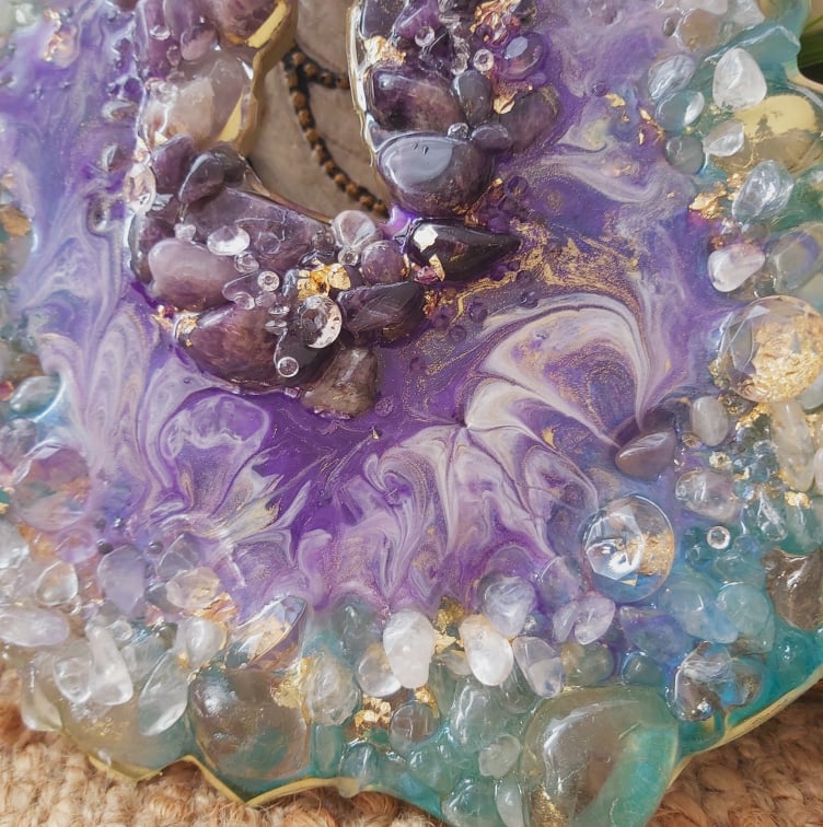 Amethyst & Clear Quartz Gemstone & Resin Geode Decor (GEO2)
