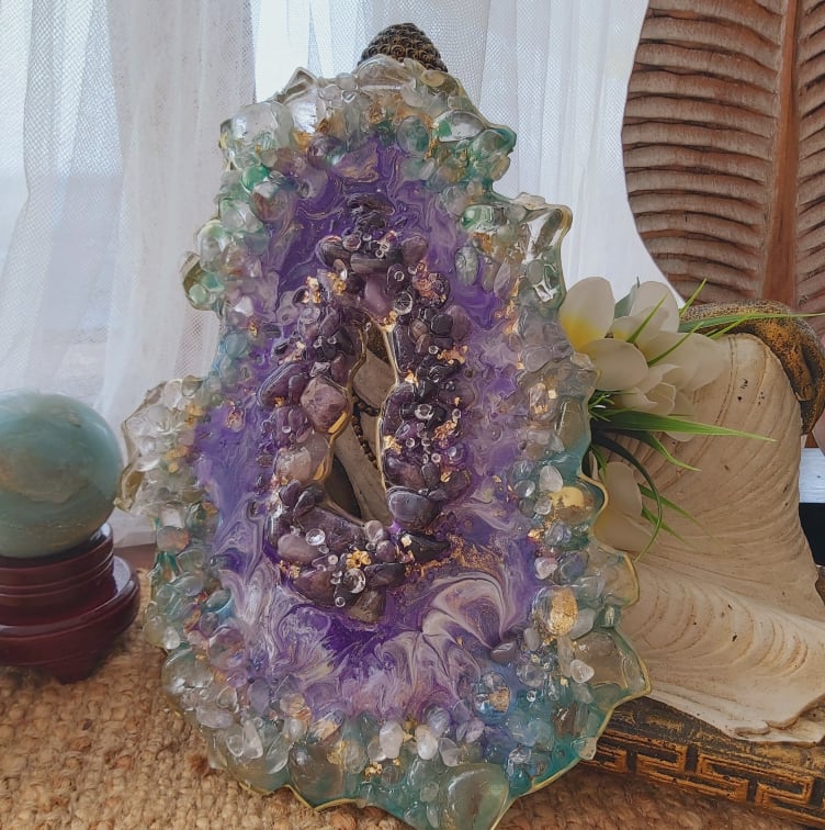 Amethyst & Clear Quartz Gemstone & Resin Geode Decor (GEO2)